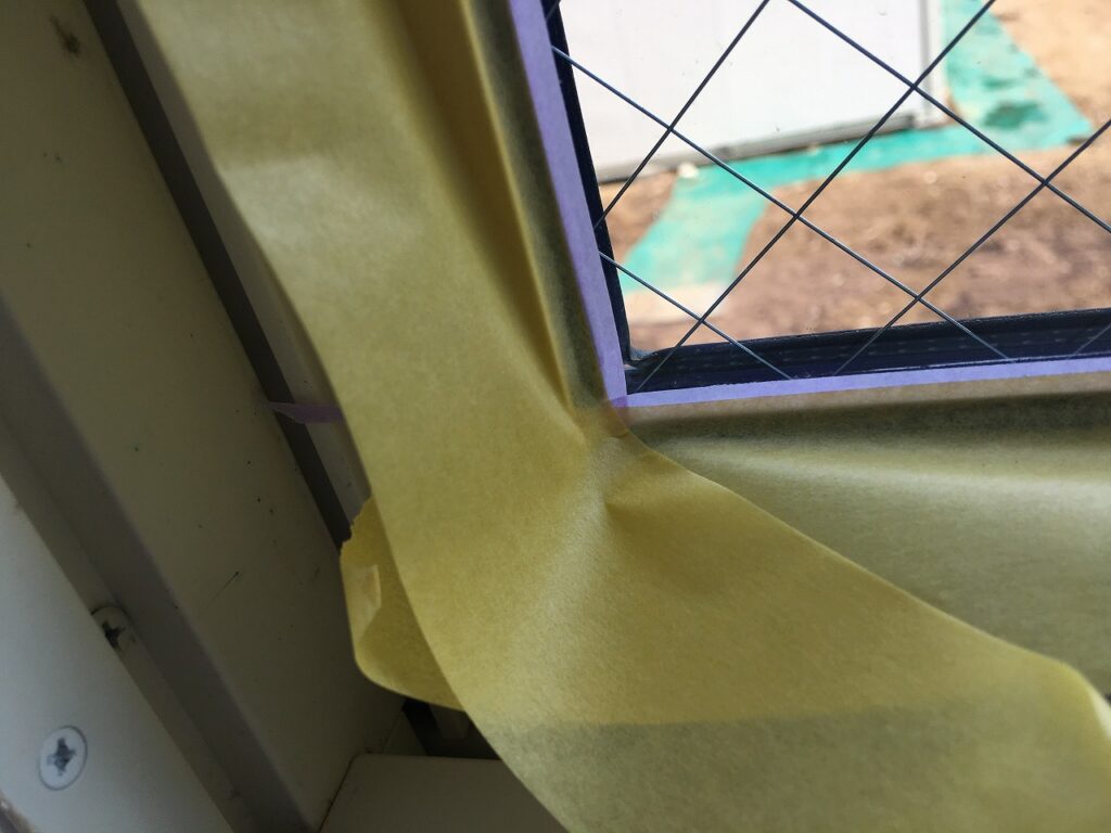 窓 遮熱塗料 業者 女性写真 2018-02-24 11 03 29 3feb512c3b190718650634734831512d